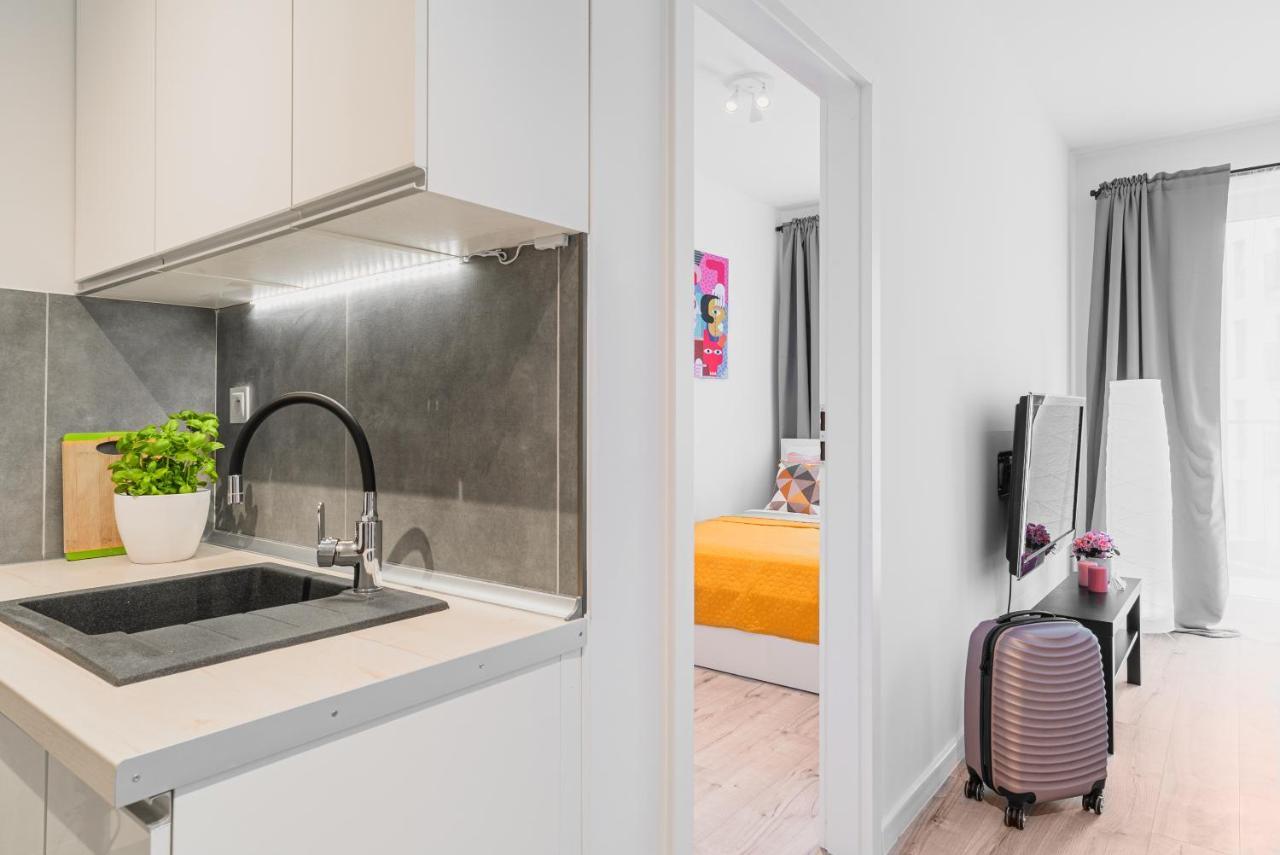 Apartamenty Homely Place Blisko Starego Rynku - Parking Poznań Eksteriør bilde