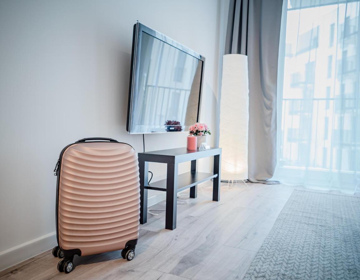 Apartamenty Homely Place Blisko Starego Rynku - Parking Poznań Eksteriør bilde