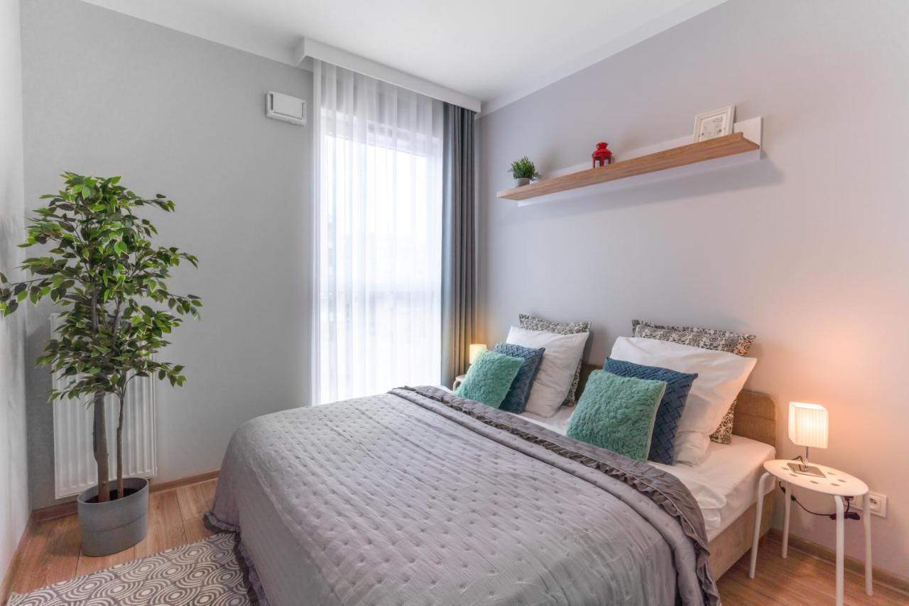 Apartamenty Homely Place Blisko Starego Rynku - Parking Poznań Eksteriør bilde