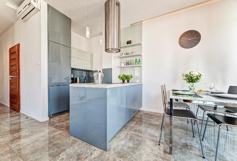 Apartamenty Homely Place Blisko Starego Rynku - Parking Poznań Eksteriør bilde